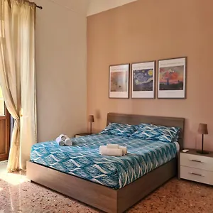 Vittorio Emanuele Appartamento